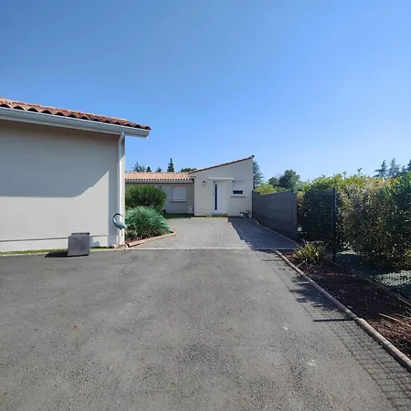 Maisonnette Independante Et Chaleureuse A Apartment Castres (Tarn)